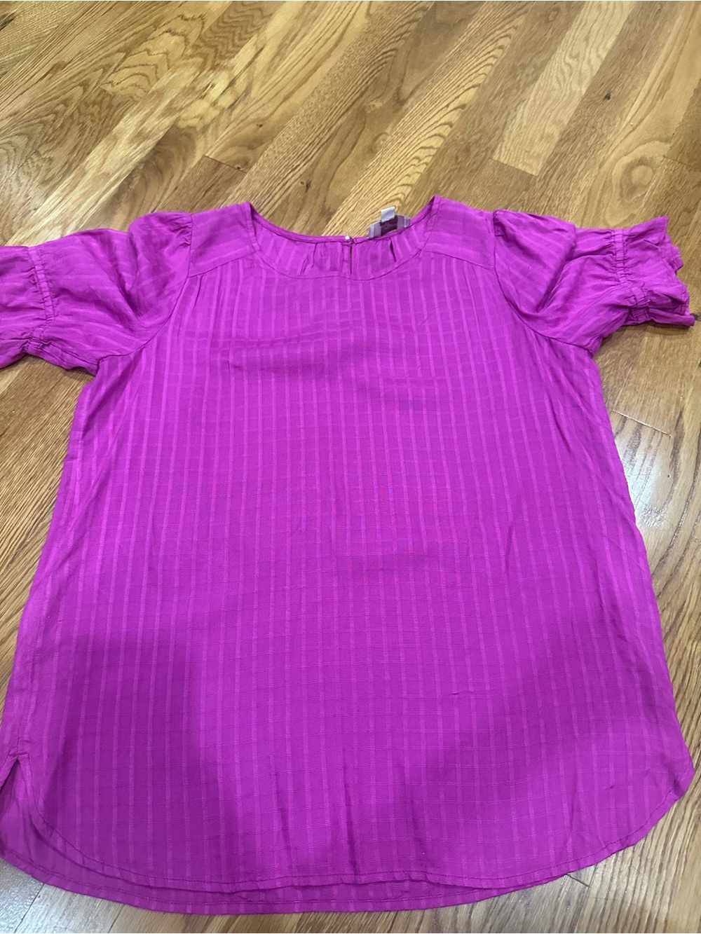 Women's Short Sleeve Ruffle-Sleeve Blouse - Fuchsia Loft Outlet XS